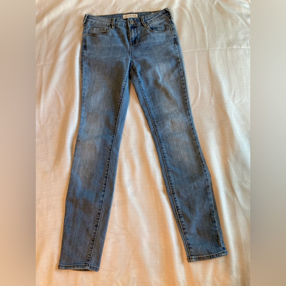 Bullhead midrise skinny jeans